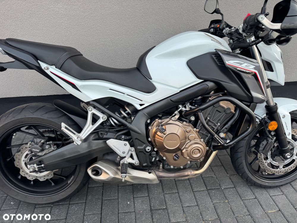 Honda CB - 3