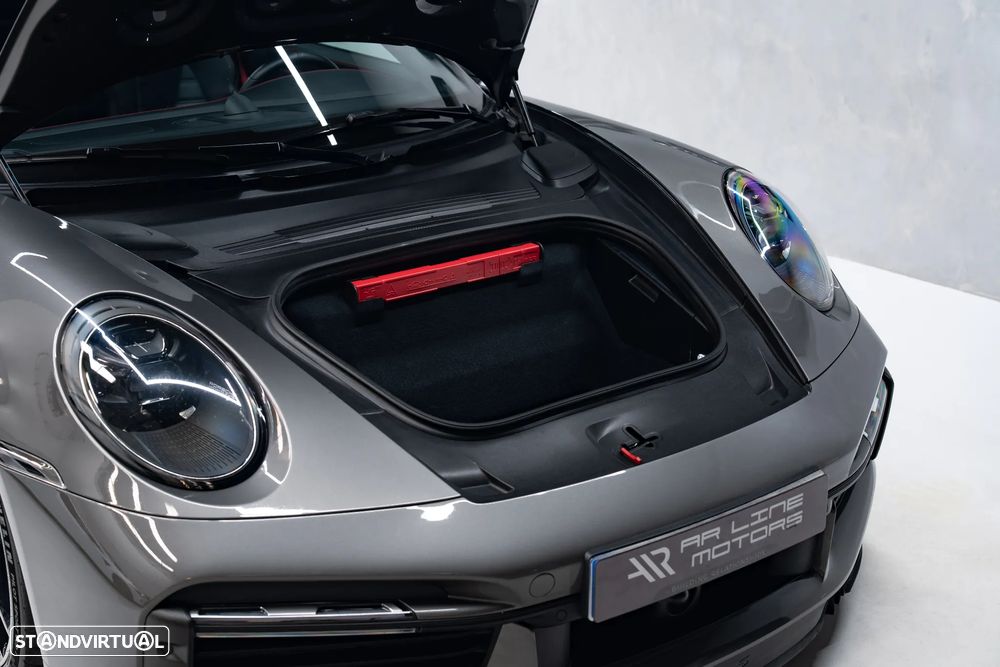Porsche 911 (992) Turbo S - 7