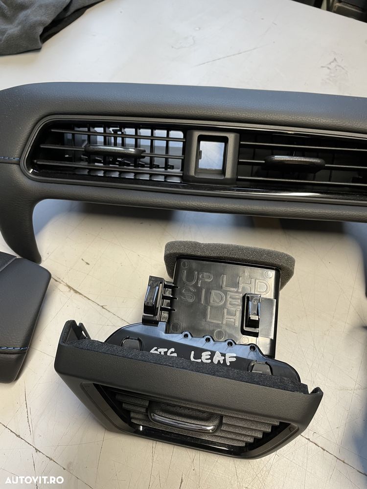 Grile aerisire nissan leaf - 3