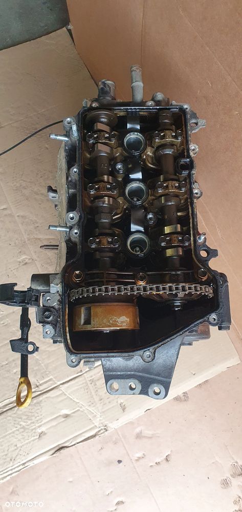 Silnik słupek blok silnika Toyota Aygo 1.0 1KR - 7