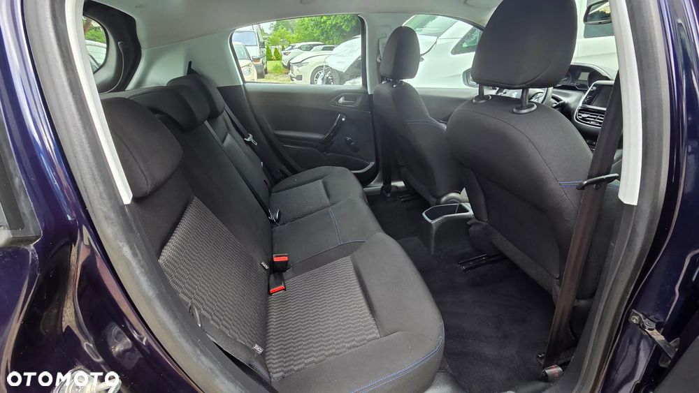 Peugeot 208 1.2 VTi Access - 8
