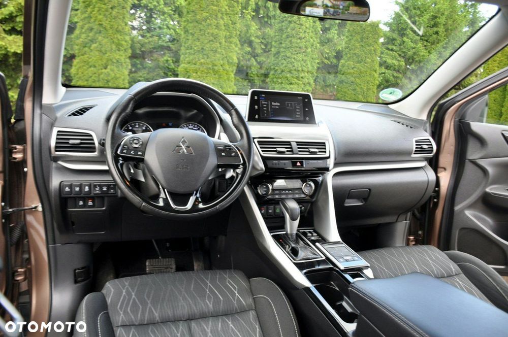 Mitsubishi Eclipse Cross - 28