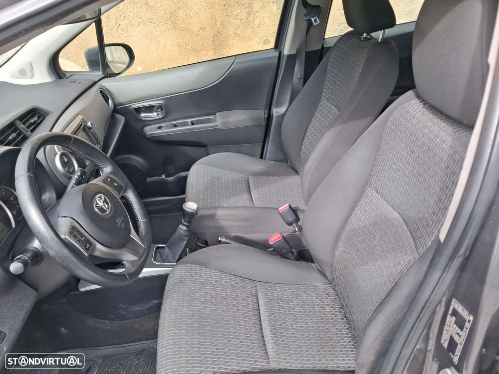 Toyota Yaris 1.4 D-4D Edition - 11