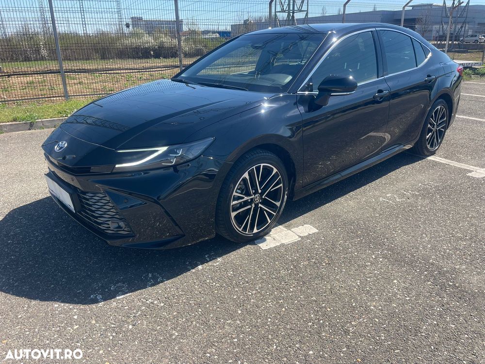 Toyota Camry 2.5 Dynamic - 1