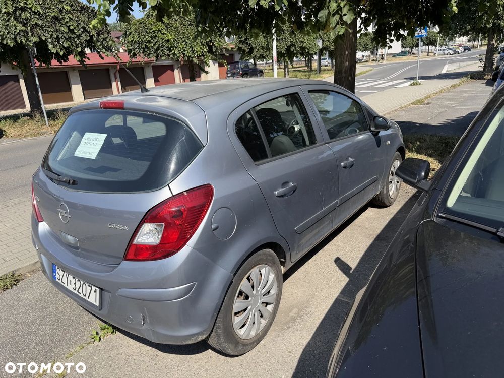 Opel Corsa 1.0 12V Cosmo - 3