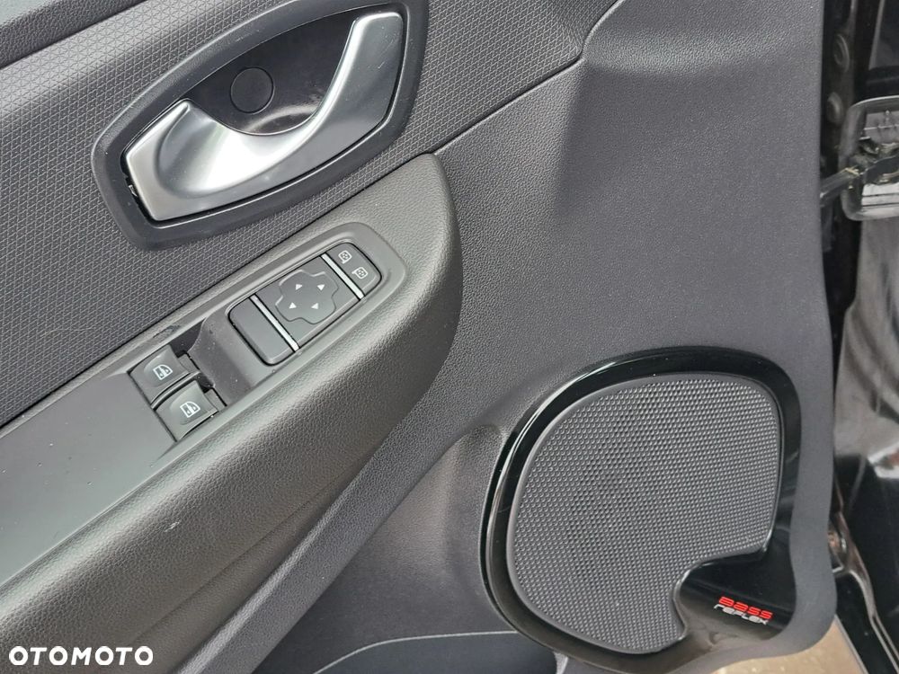 Renault Clio Energy dCi 90 Business - 12