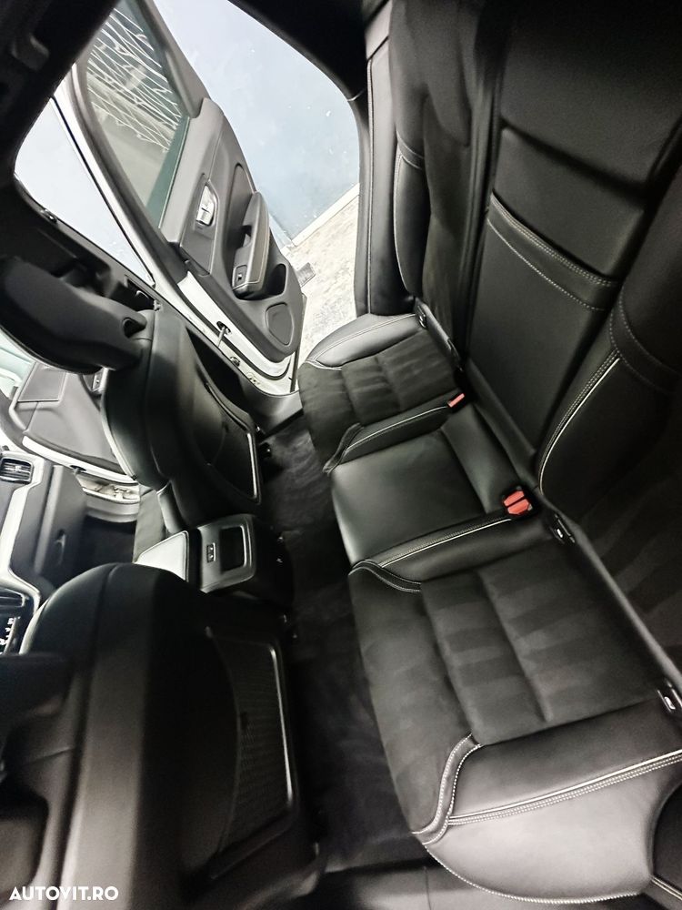 Volvo XC 60 D5 AWD Geartronic RDesign - 15