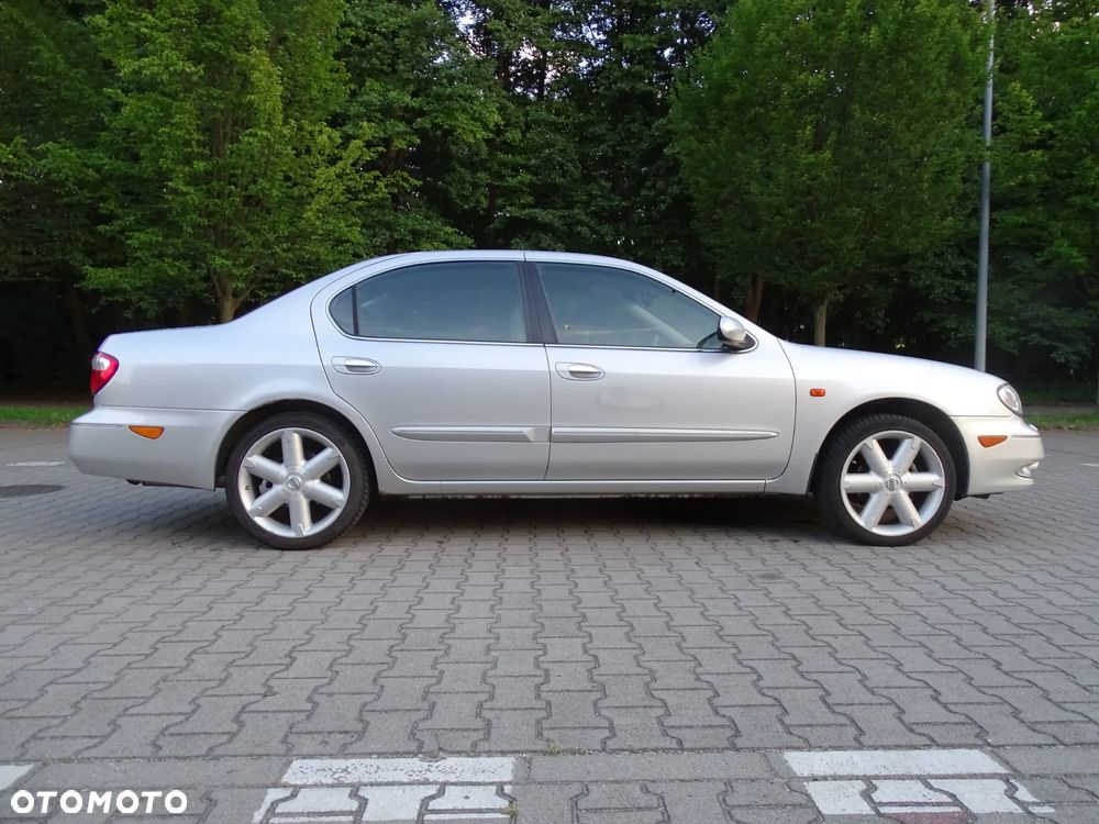 Nissan Maxima 2.0 Comfort - 17