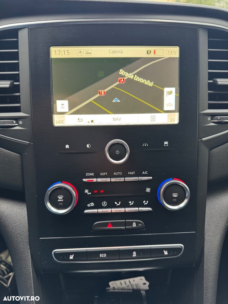 Renault Megane Grandtour TCe 140 GPF LIMITED - 17