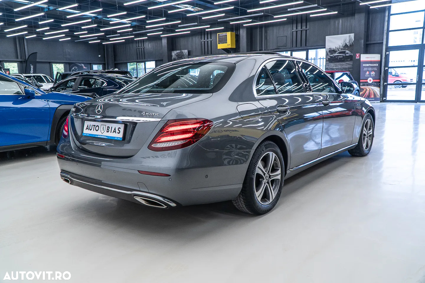 Mercedes-Benz E 200 4Matic 9G-TRONIC Avantgarde - 8