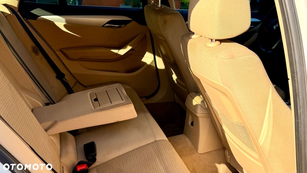 BMW X1 xDrive20d - 30