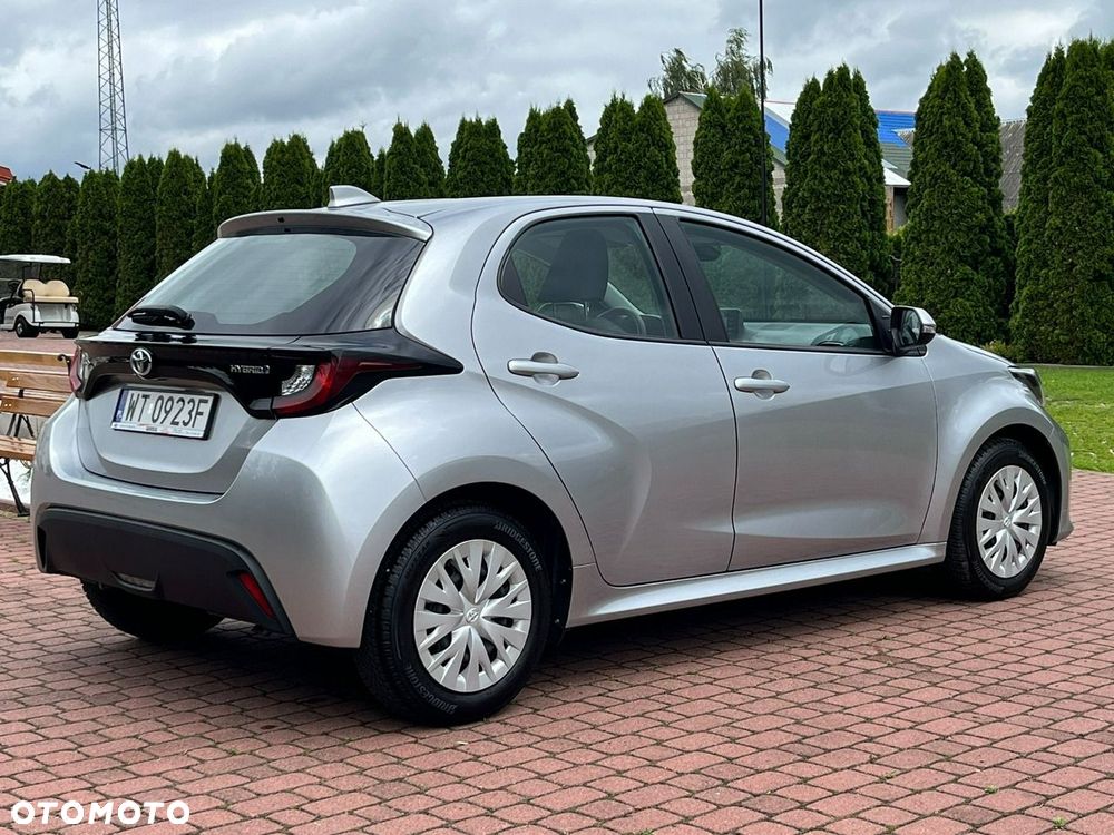 Toyota Yaris - 22