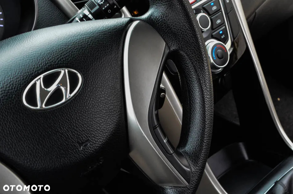 Hyundai i30 1.4 Comfort - 24