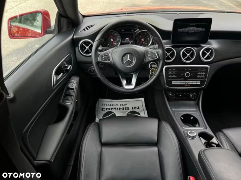 Mercedes-Benz CLA 250 4Matic 7G-DCT Sport - 18