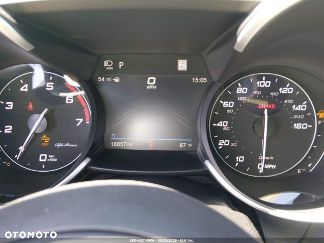 Alfa Romeo Giulia 2.0 Turbo 16V AT8 Veloce Ti - 15