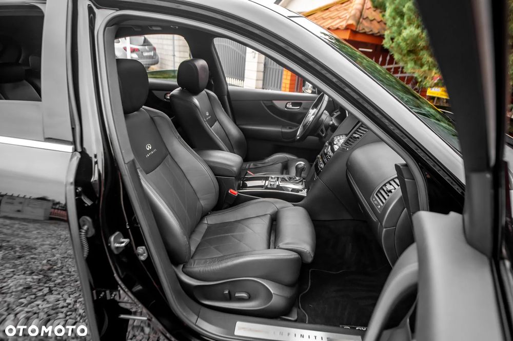 Infiniti FX FX30d S Premium - 7