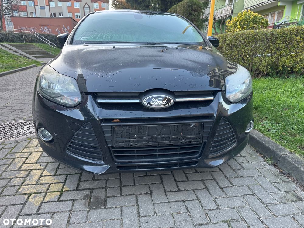 Ford focus 3 III kombi  FB CA czarny czarne drzwi prawe lewe przednie  tylnie tył prawe lewe przednie pas przedni maska wzmocnienie chłodnica chłodnice lampa prawa lewa błotnik przedni prawy lewy konsola deska rozdzielcza roleta klapa bagażnika skrzynia biegów 1.6 ecobost - 4
