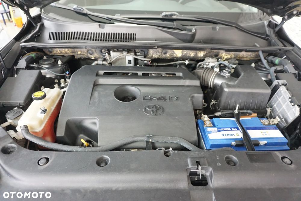 Toyota RAV4 2.2 D-4D 4x4 - 12