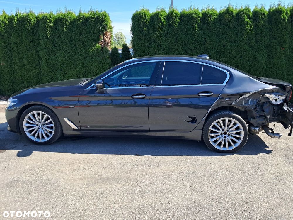 BMW Seria 5 530d Luxury Line - 16