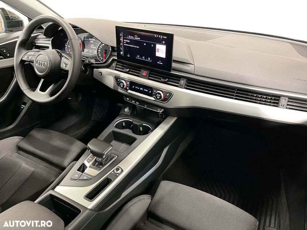 Audi A4 35 TFSI S tronic MHEV Advanced - 8