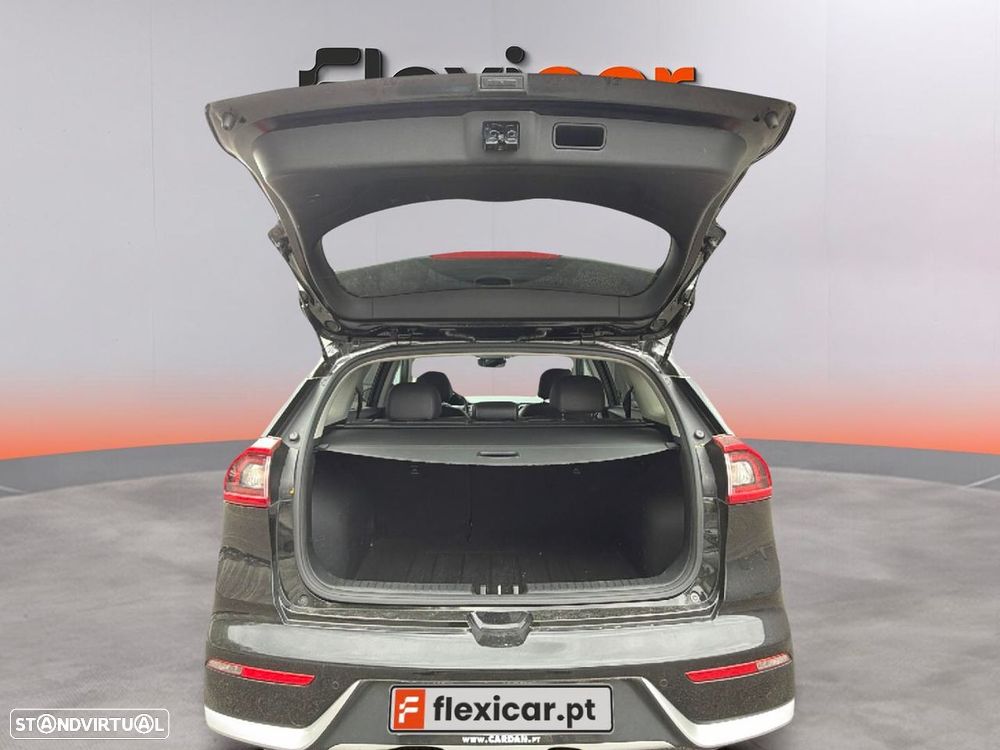 Kia Niro 1.6 GDi HEV Urban - 19
