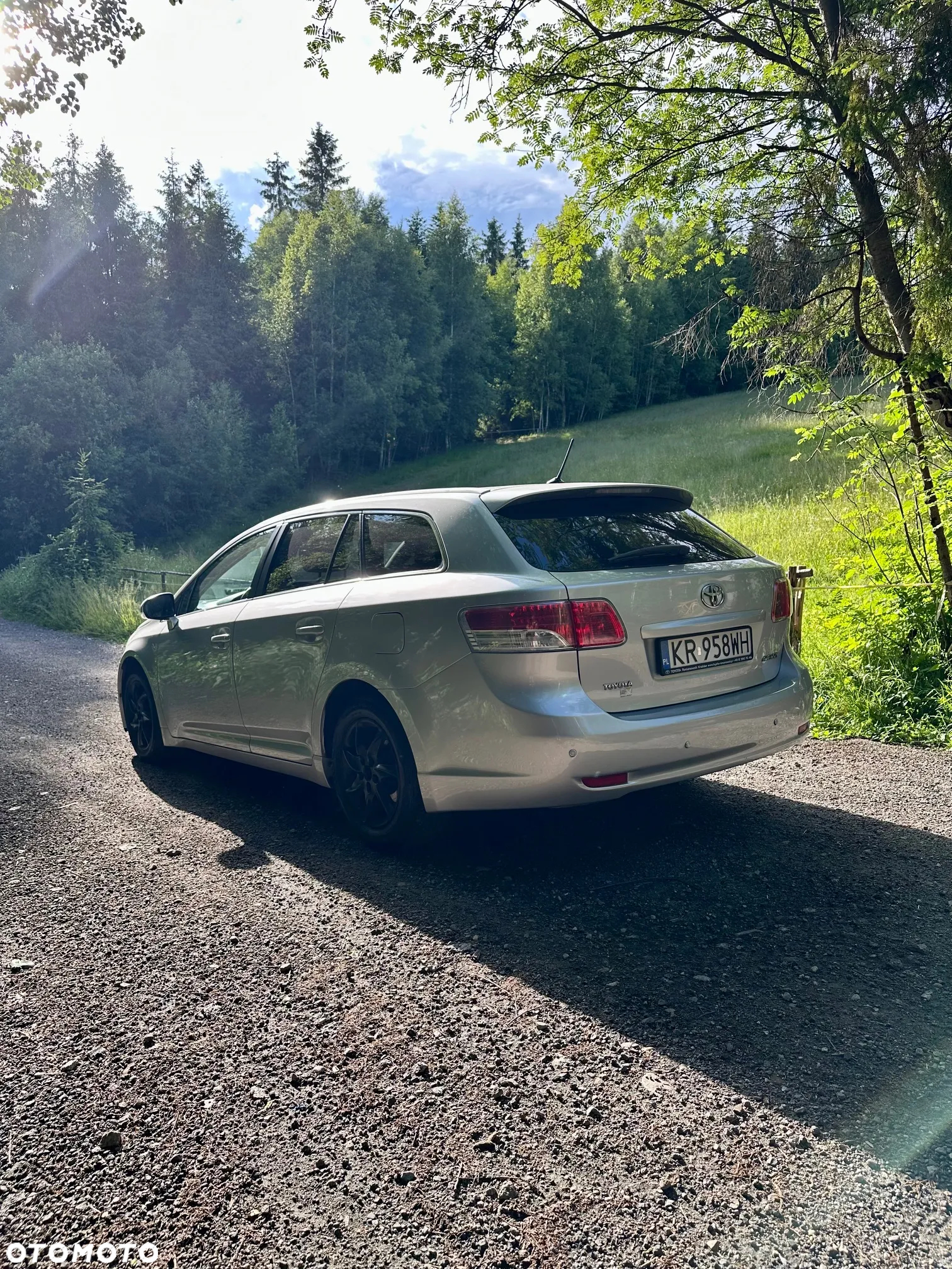Toyota Avensis 2.0 D-4D Luna - 13
