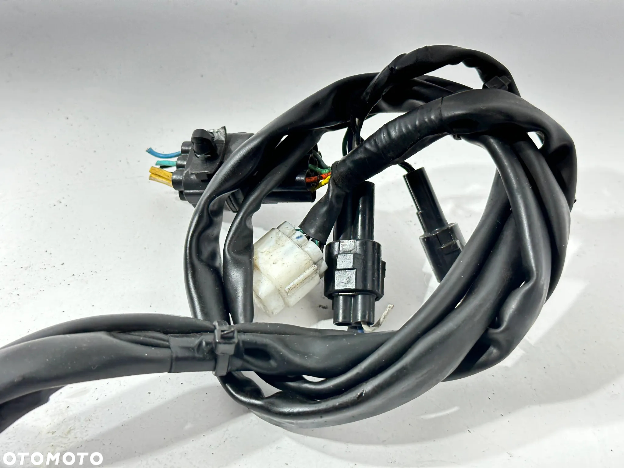 Przełącznik L  Suzuki DL 650  V Strom  18-22R - 3