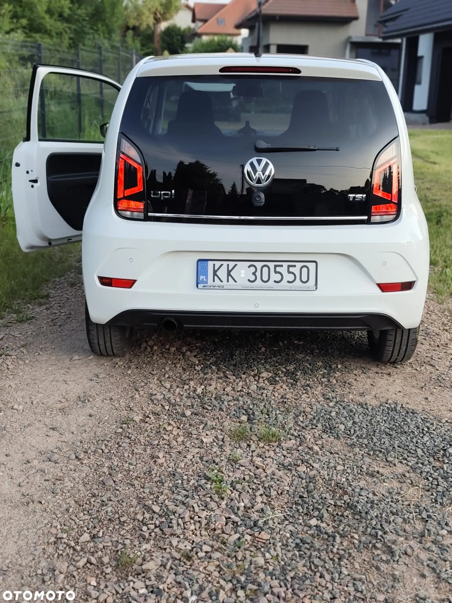 Volkswagen up! 1.0 TSI high - 14