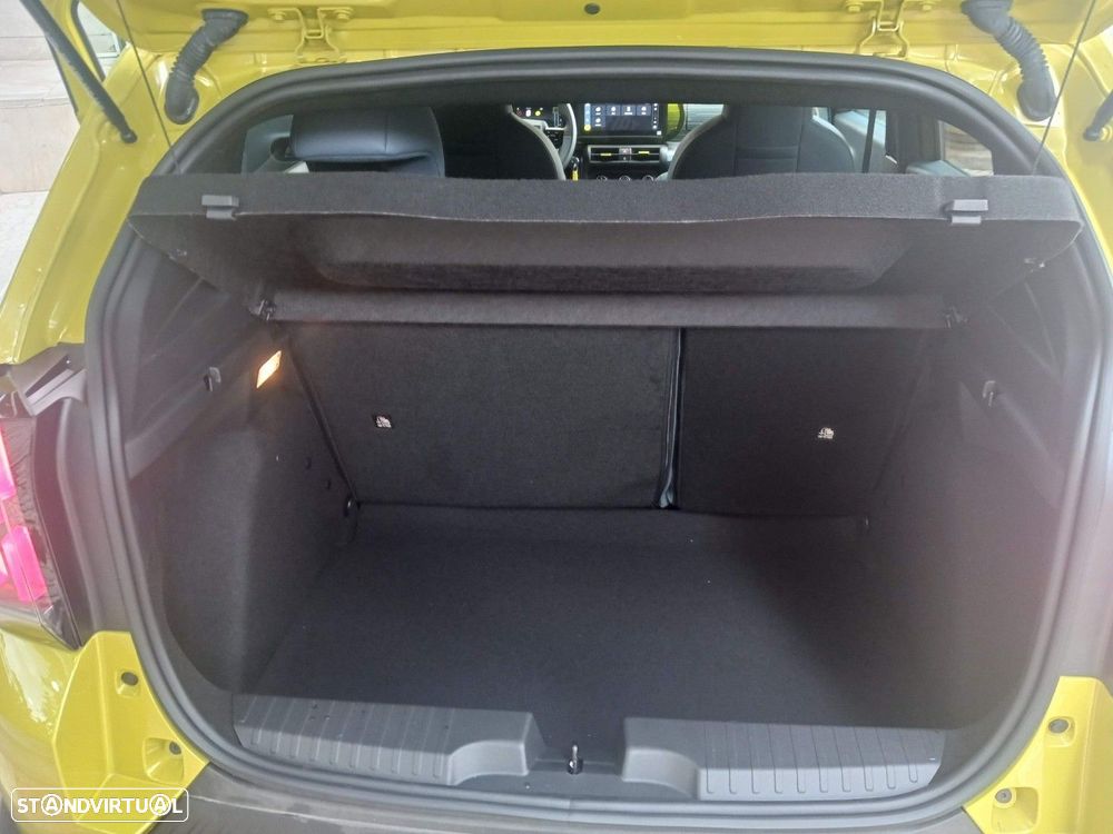 Fiat Grande Panda 1.2 Hybrid Icon eDCT - 32