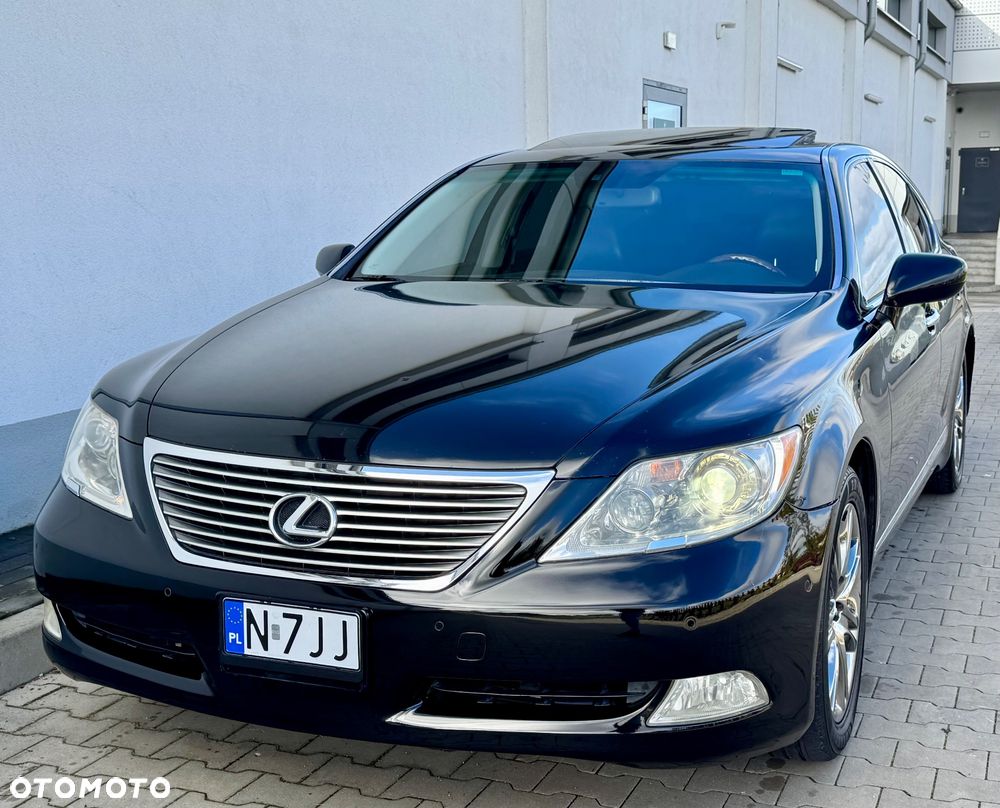 Lexus LS - 34