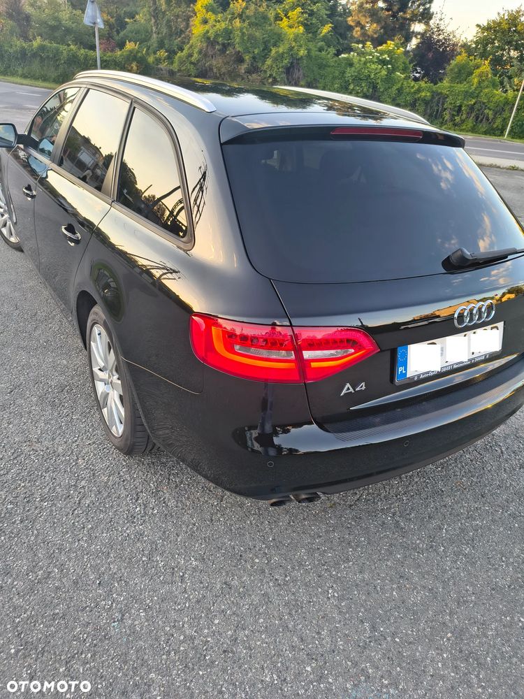 Audi A4 Avant - 10