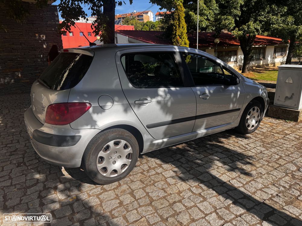 Peugeot 307 - 3