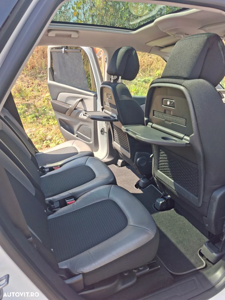 Citroën C4 Picasso - 10