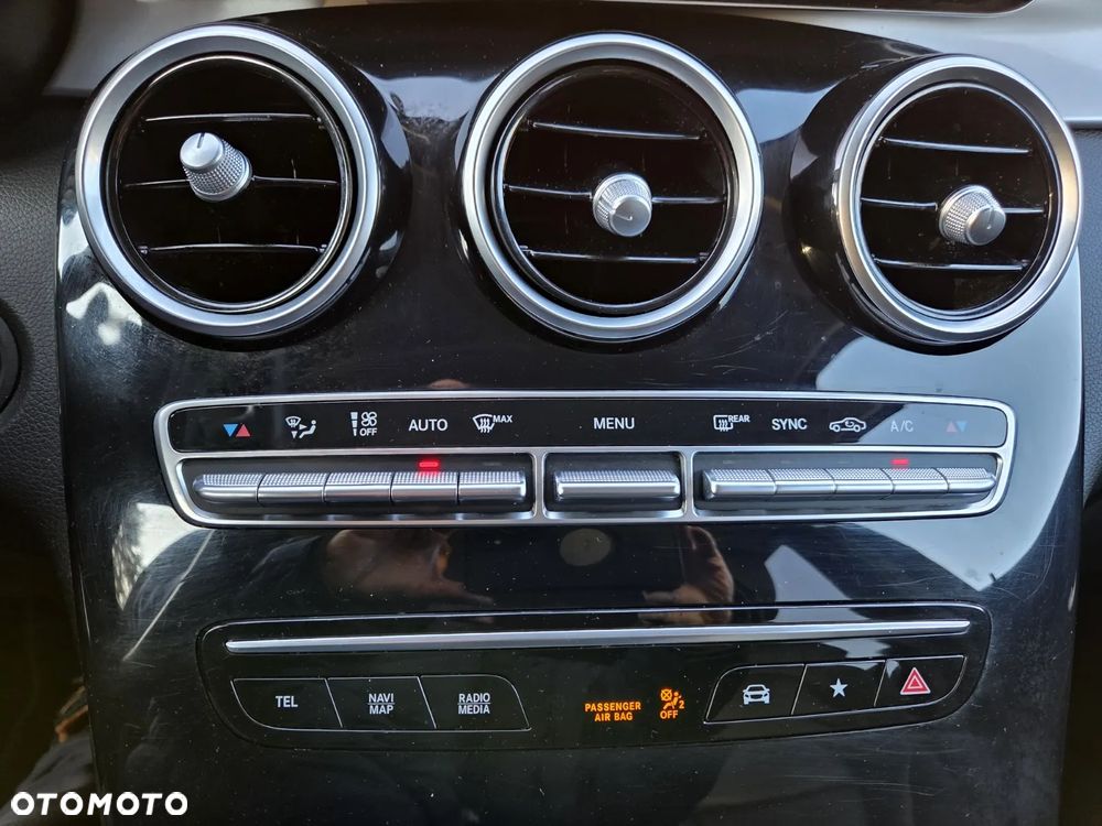 Mercedes-Benz GLC 220 d - 25