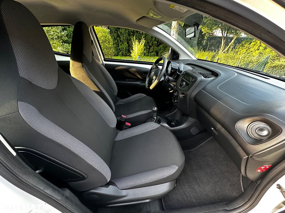 Toyota Aygo x - 6