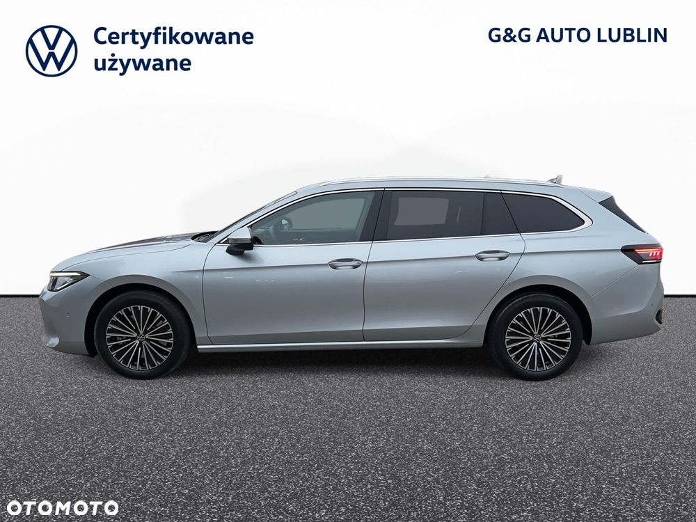 Volkswagen Passat - 2