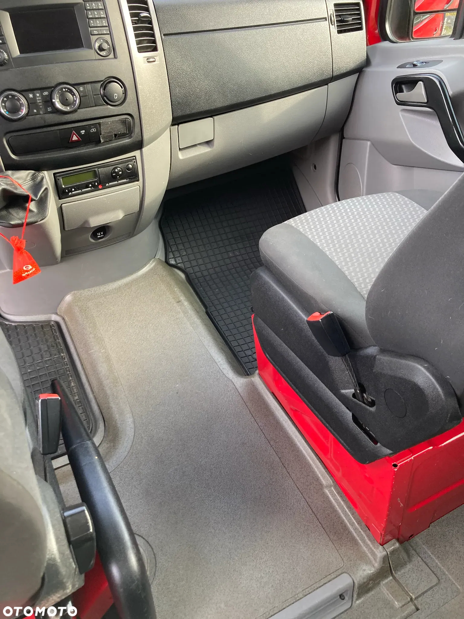 Volkswagen Crafter 2.0 TDI - 13