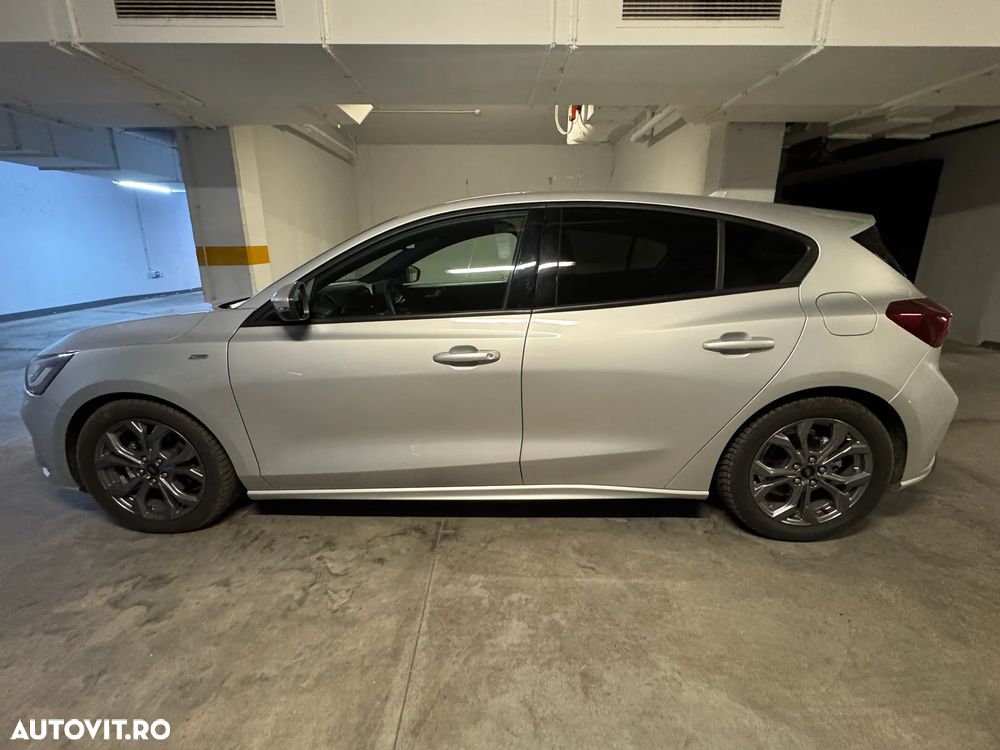 Ford Focus 1.5 EcoBlue 8AT ST-Line - 4
