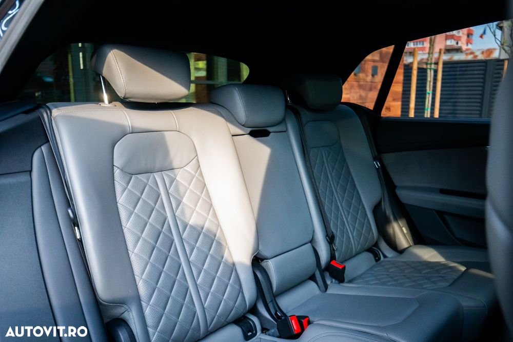 Audi Q8 50 TDI quattro Tiptronic - 15