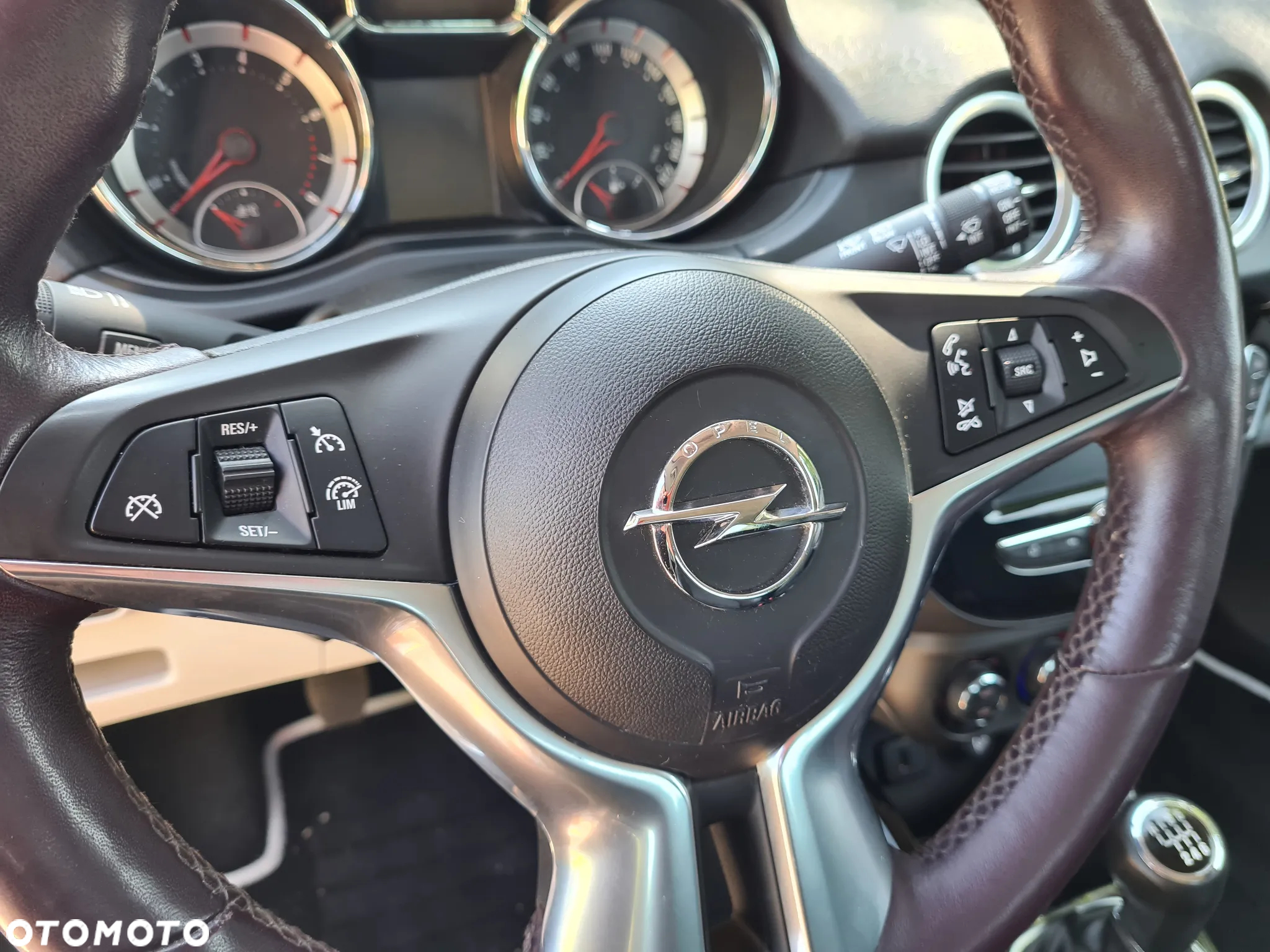 Opel Adam - 4