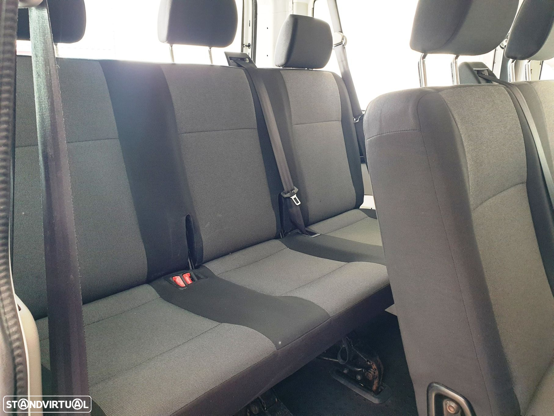VW Transporter 2.0 TDI BM Extra AC - 22