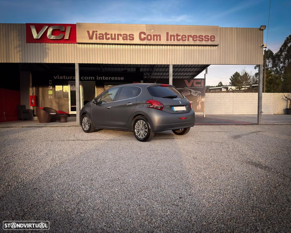 Peugeot 208 1.2 PureTech Style - 7