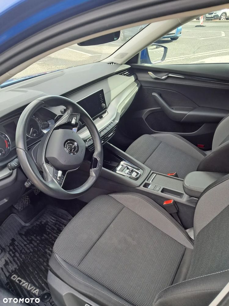 Skoda Octavia 2.0 TDI Ambition DSG - 7