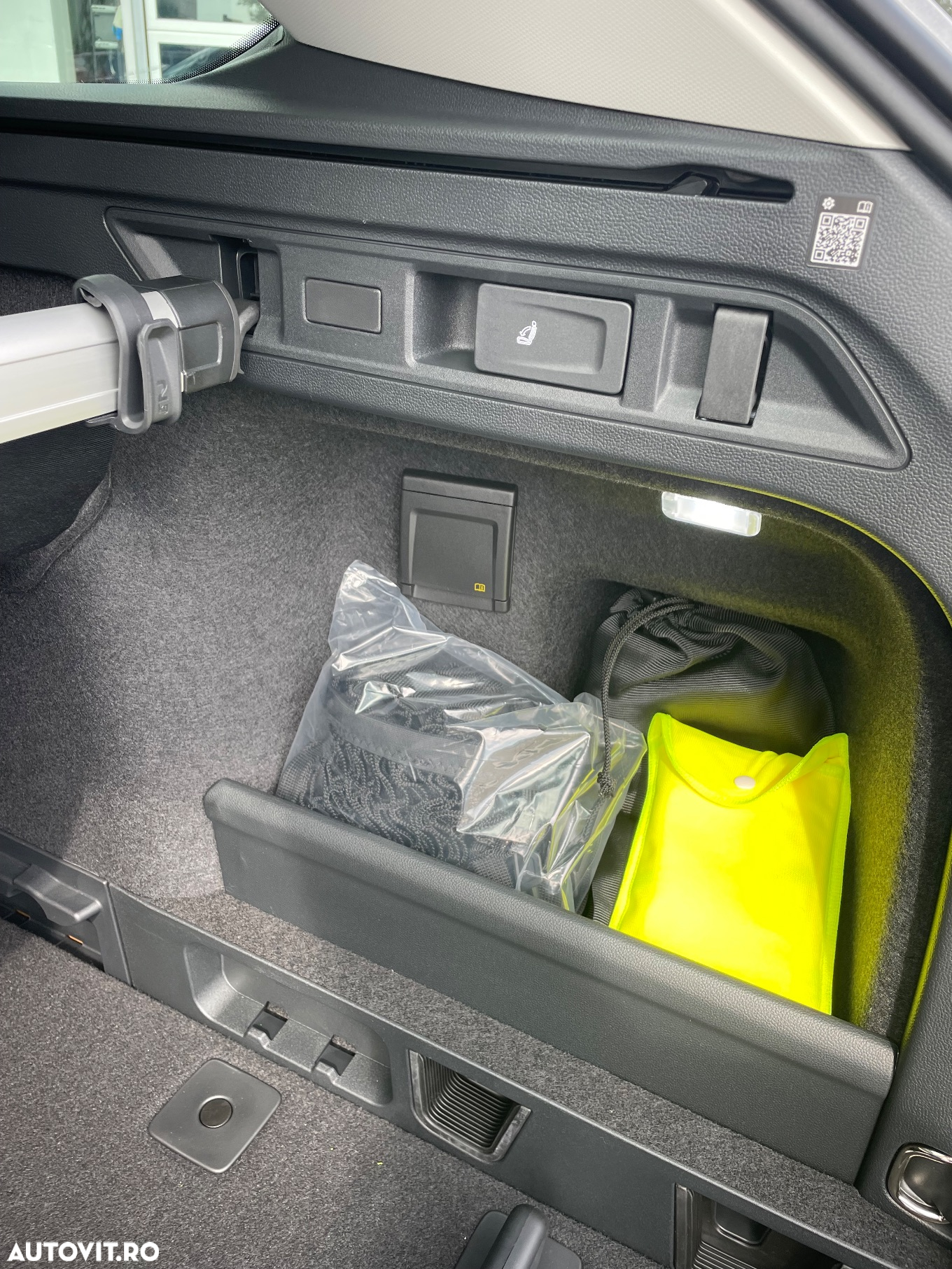 Volkswagen Passat Variant 1.5 eTSI DSG MHEV Base - 7