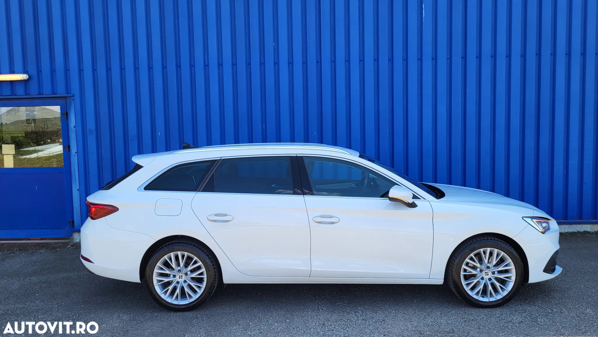 Seat Leon Sportstourer 2.0 TDI DSG Xcellence Plus - 13