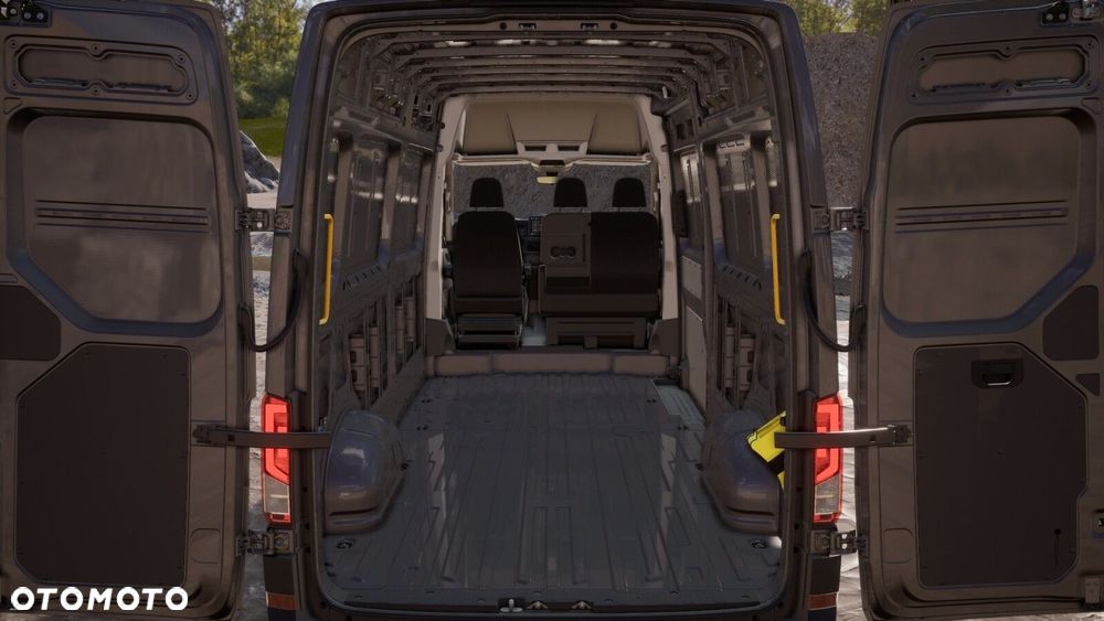 Volkswagen Crafter - 13