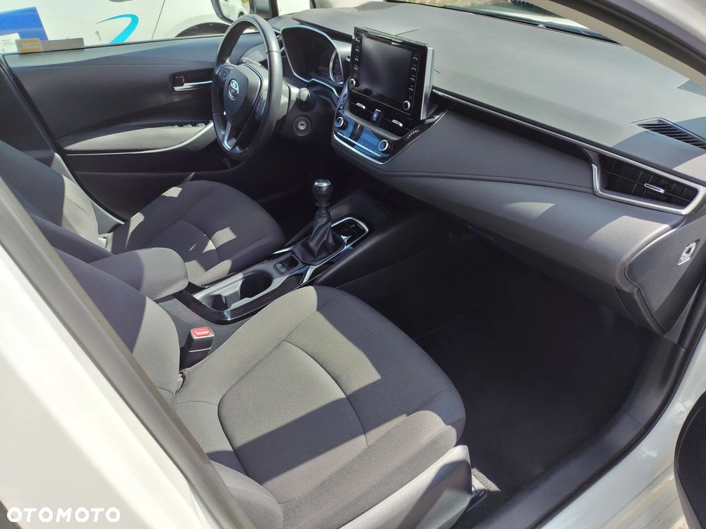 Toyota Corolla 1.5 Comfort - 8