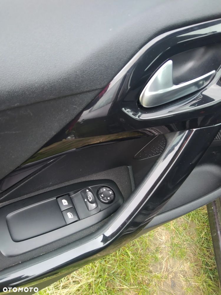 Peugeot 208 1.4 VTi Active - 11
