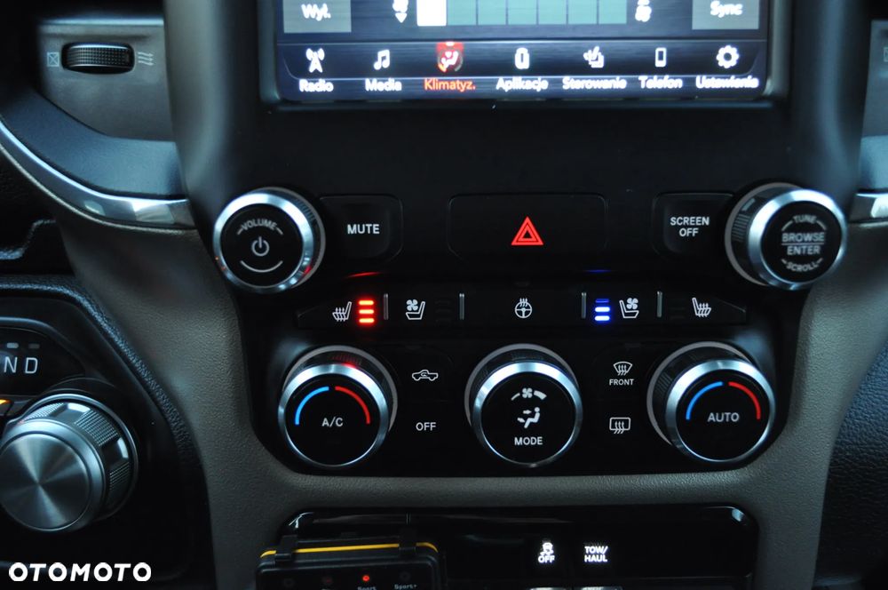 RAM 1500 Crew Cab Laramie - 28