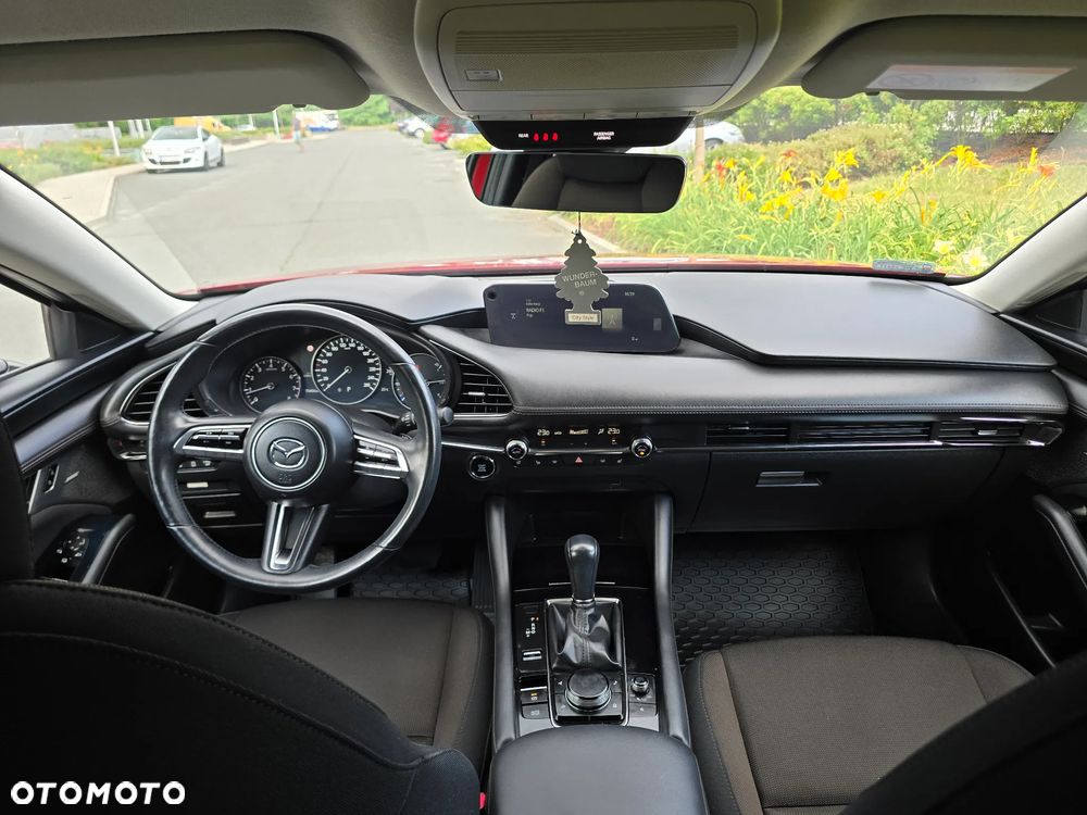 Mazda 3 2.0 mHEV Hikari - 11